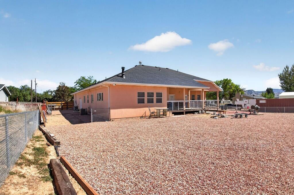 64 S 400 W, Aurora, photo 77 of 87