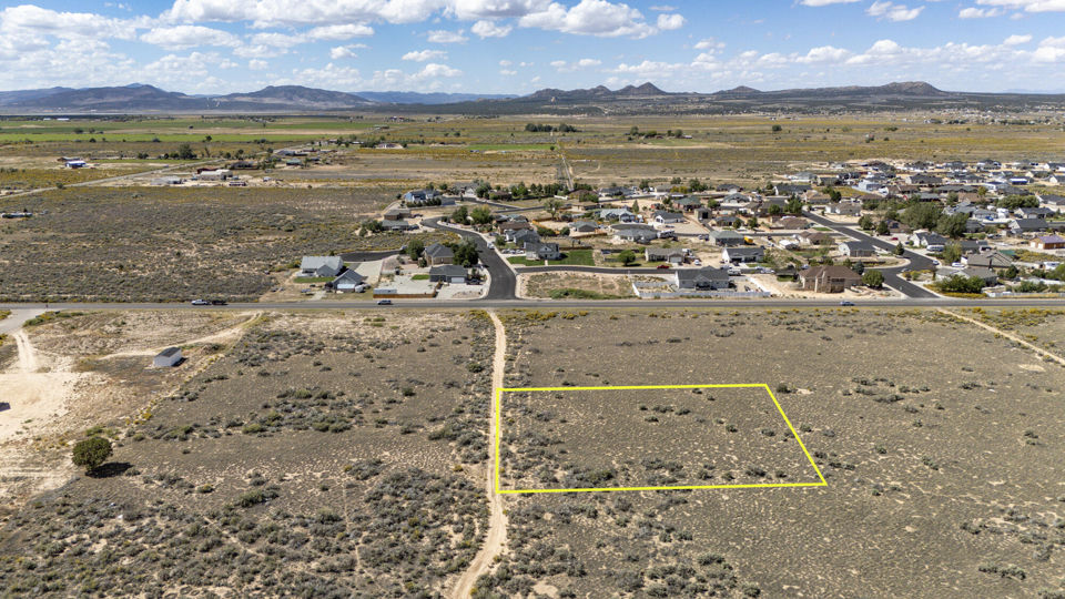 1 Acre Lot 8 BLK D Midvalley Acres, Cedar City