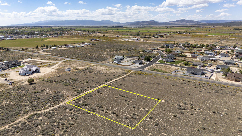 1 Acre Lot 8 BLK D Midvalley Acres, Cedar City, photo 2