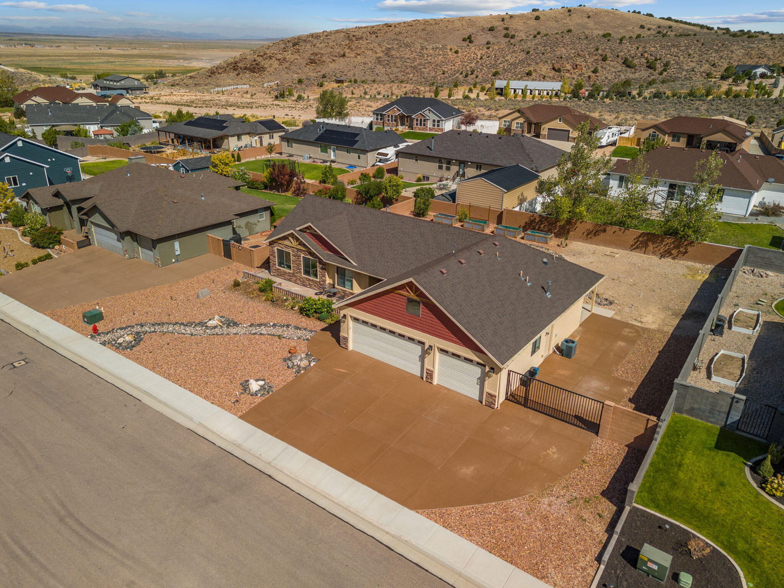 2091 E Mountain View Loop, Enoch, photo 42 of 48