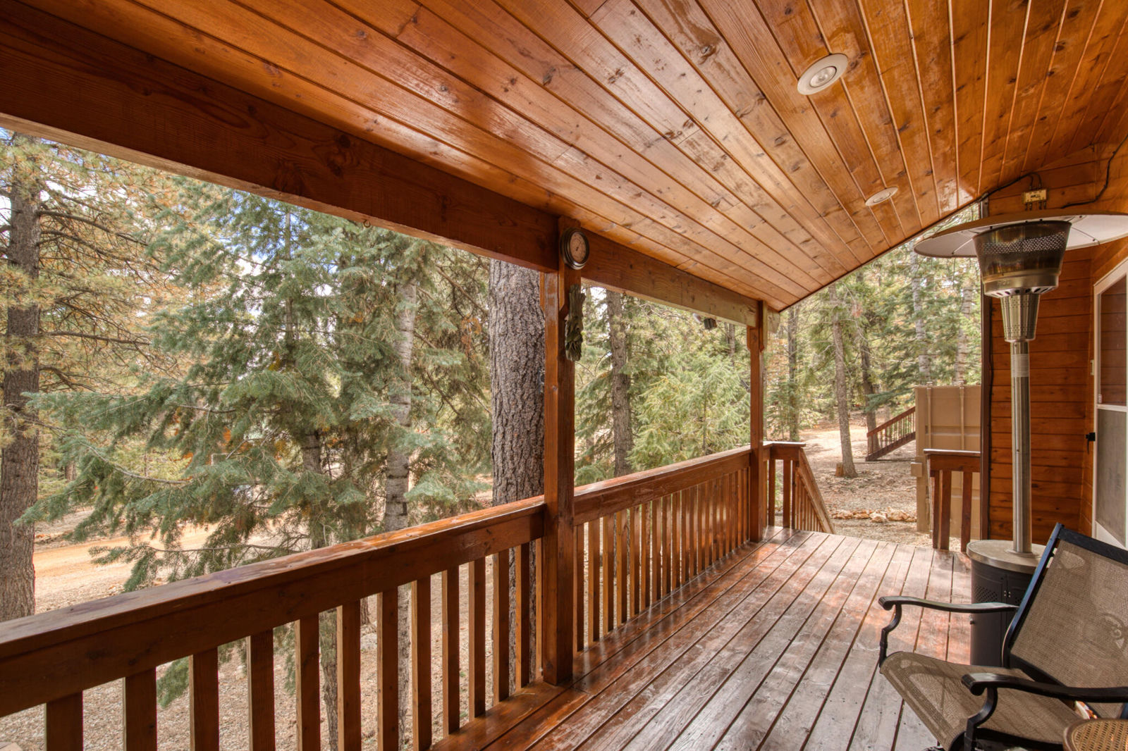4193 N Pine Ridge DR, Duck Creek Village, photo 9 of 43