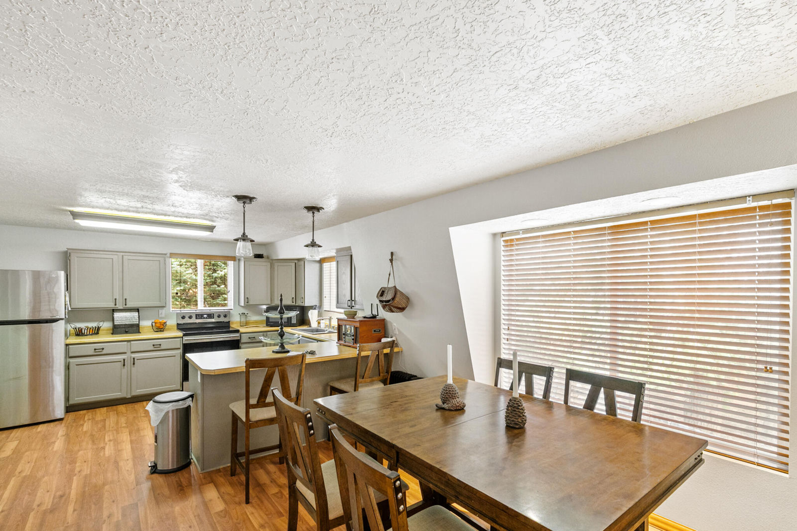 4193 N Pine Ridge DR, Duck Creek Village, photo 23 of 43