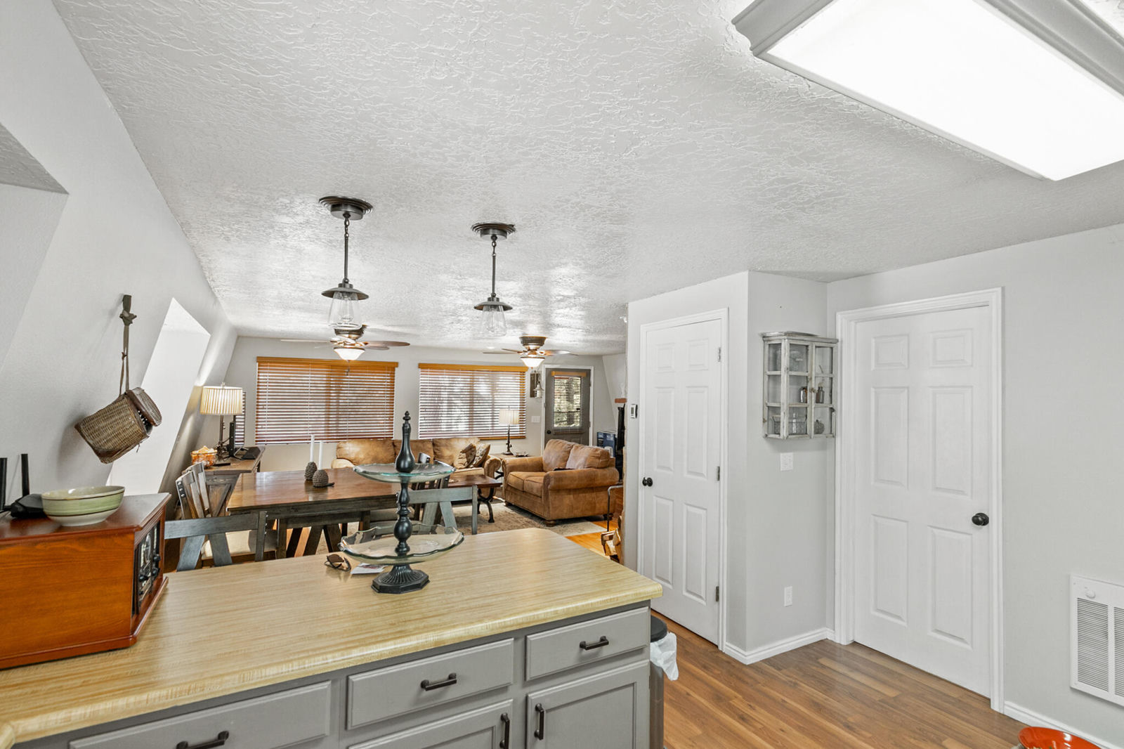 4193 N Pine Ridge DR, Duck Creek Village, photo 21 of 43