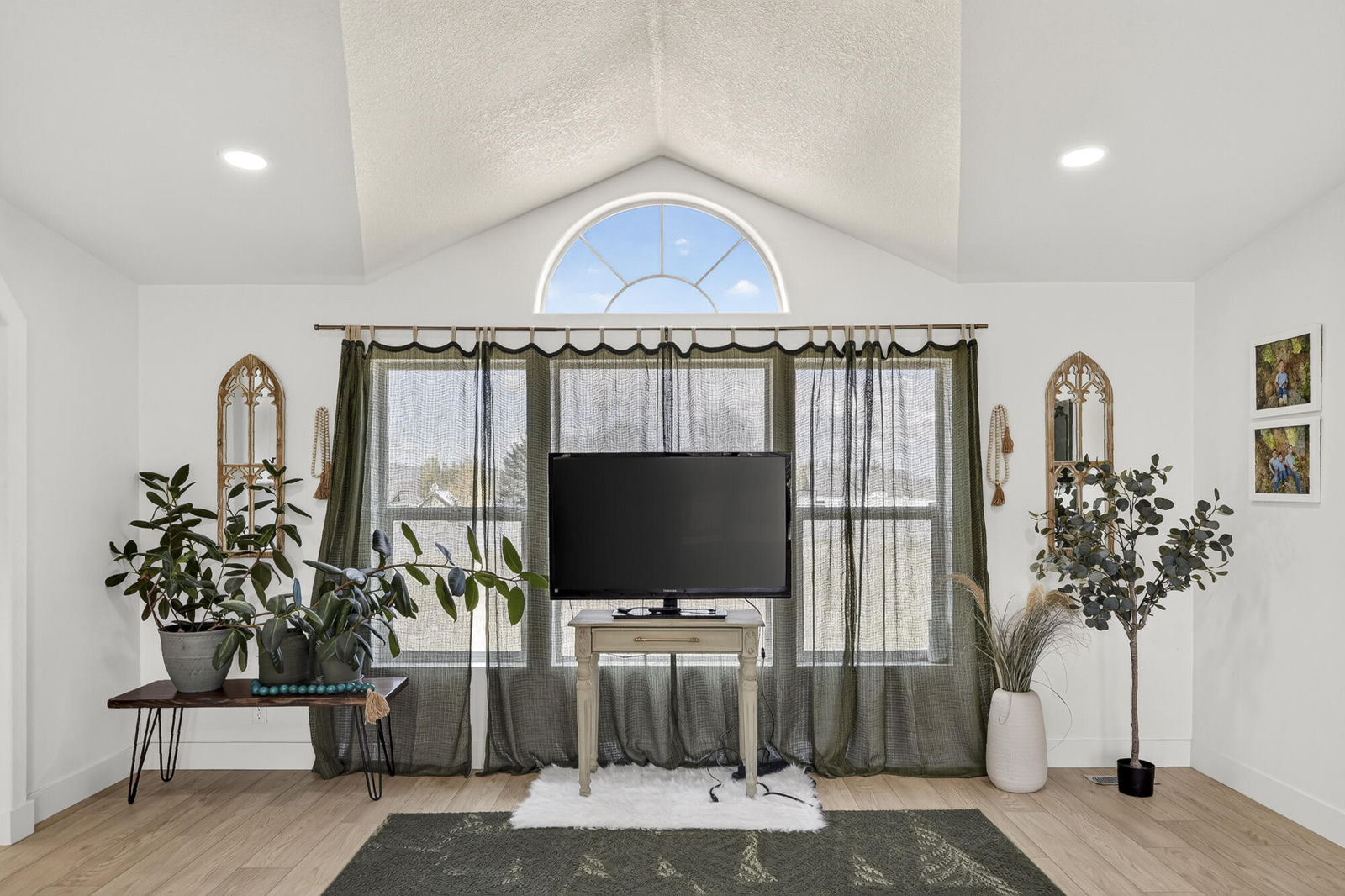 56 W 500 N, Parowan, photo 8 of 40
