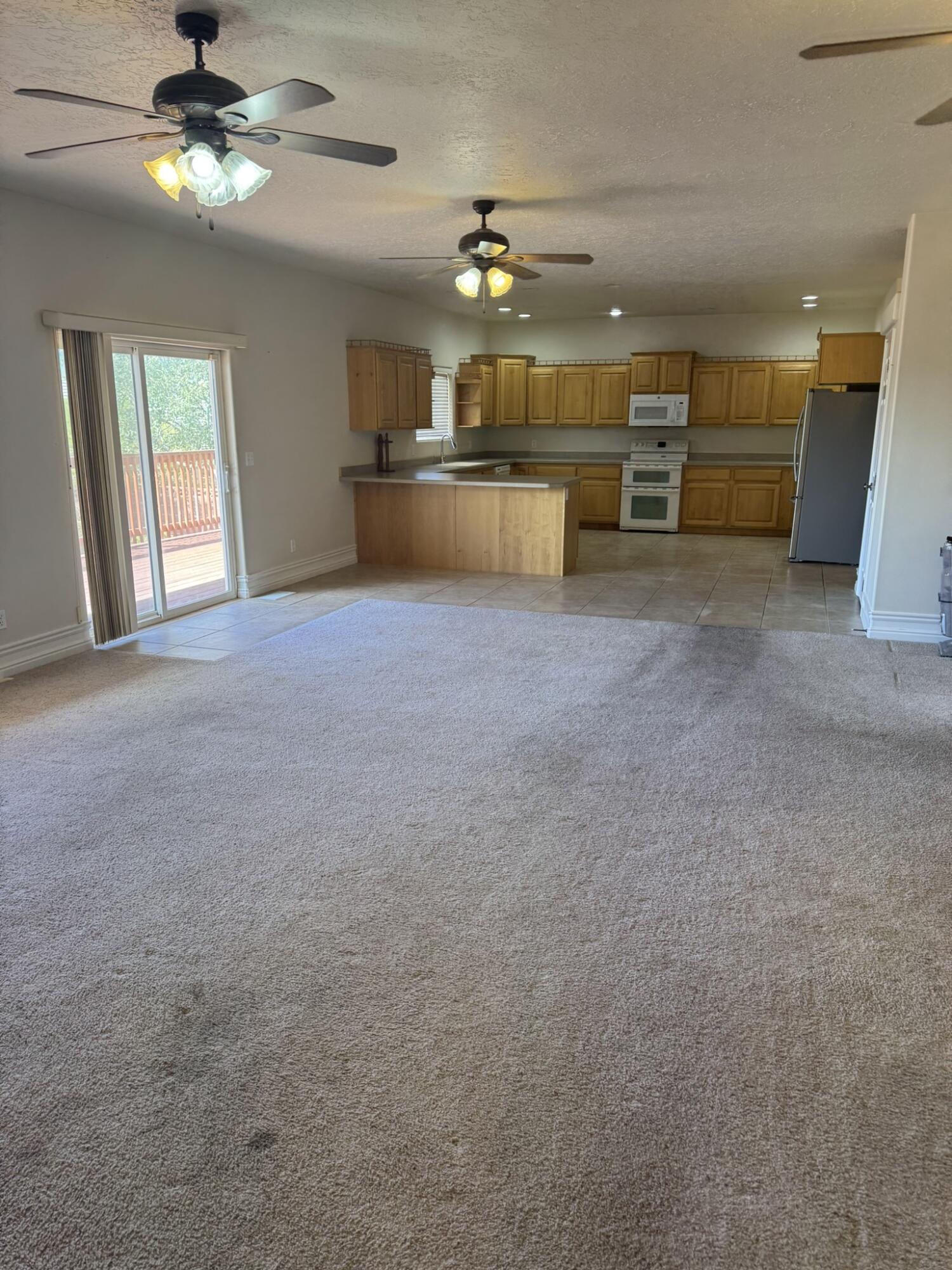 658 S Legacy Park Ave, Cedar City, photo 7 of 31
