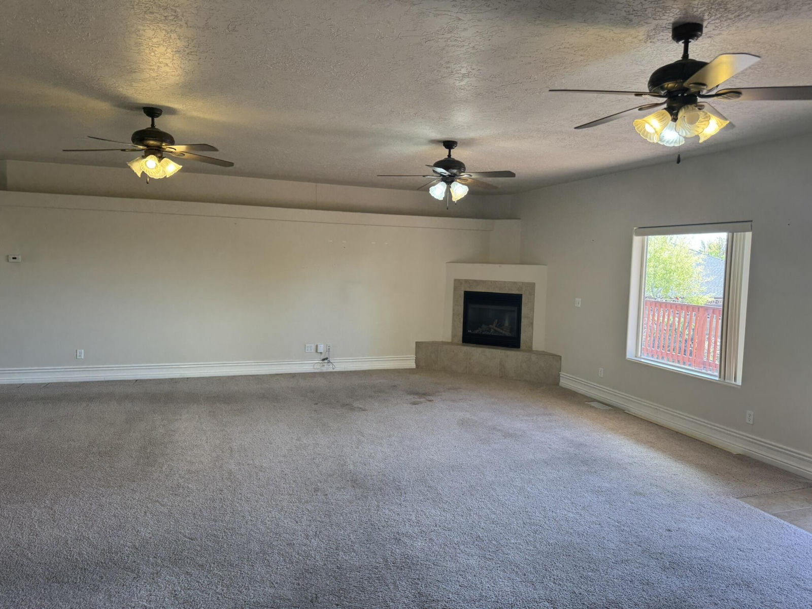 658 S Legacy Park Ave, Cedar City, photo 5 of 31