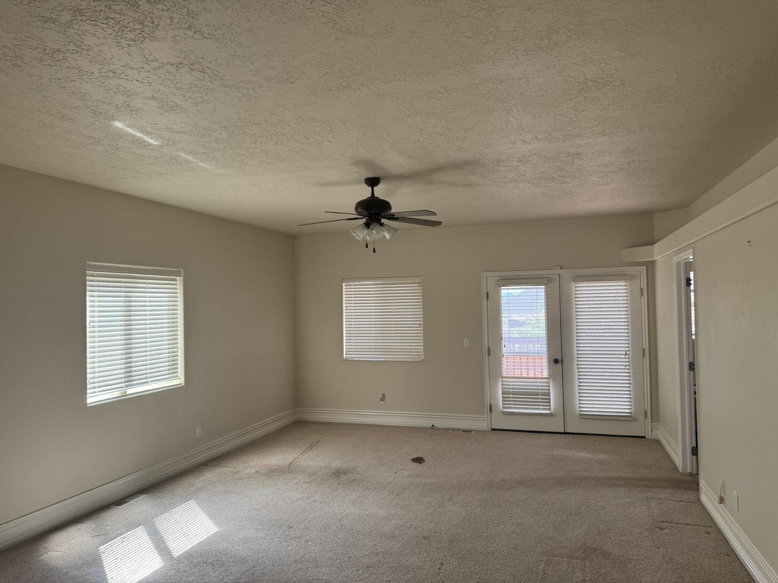658 S Legacy Park Ave, Cedar City, photo 8 of 31