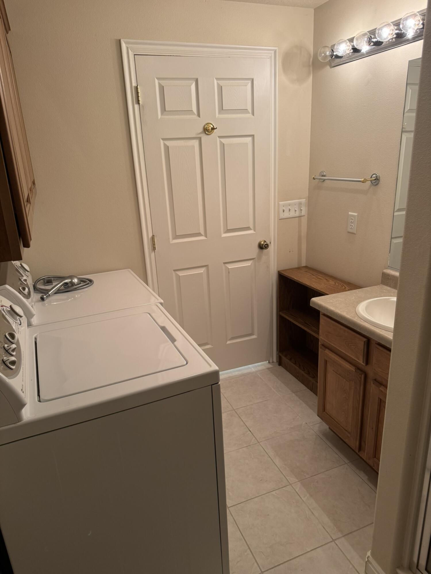 658 S Legacy Park Ave, Cedar City, photo 21 of 31
