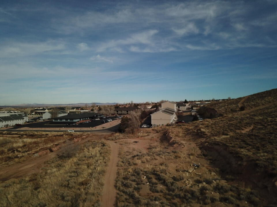 1700 N Wedgewood LN, Cedar City, photo 10 of 22