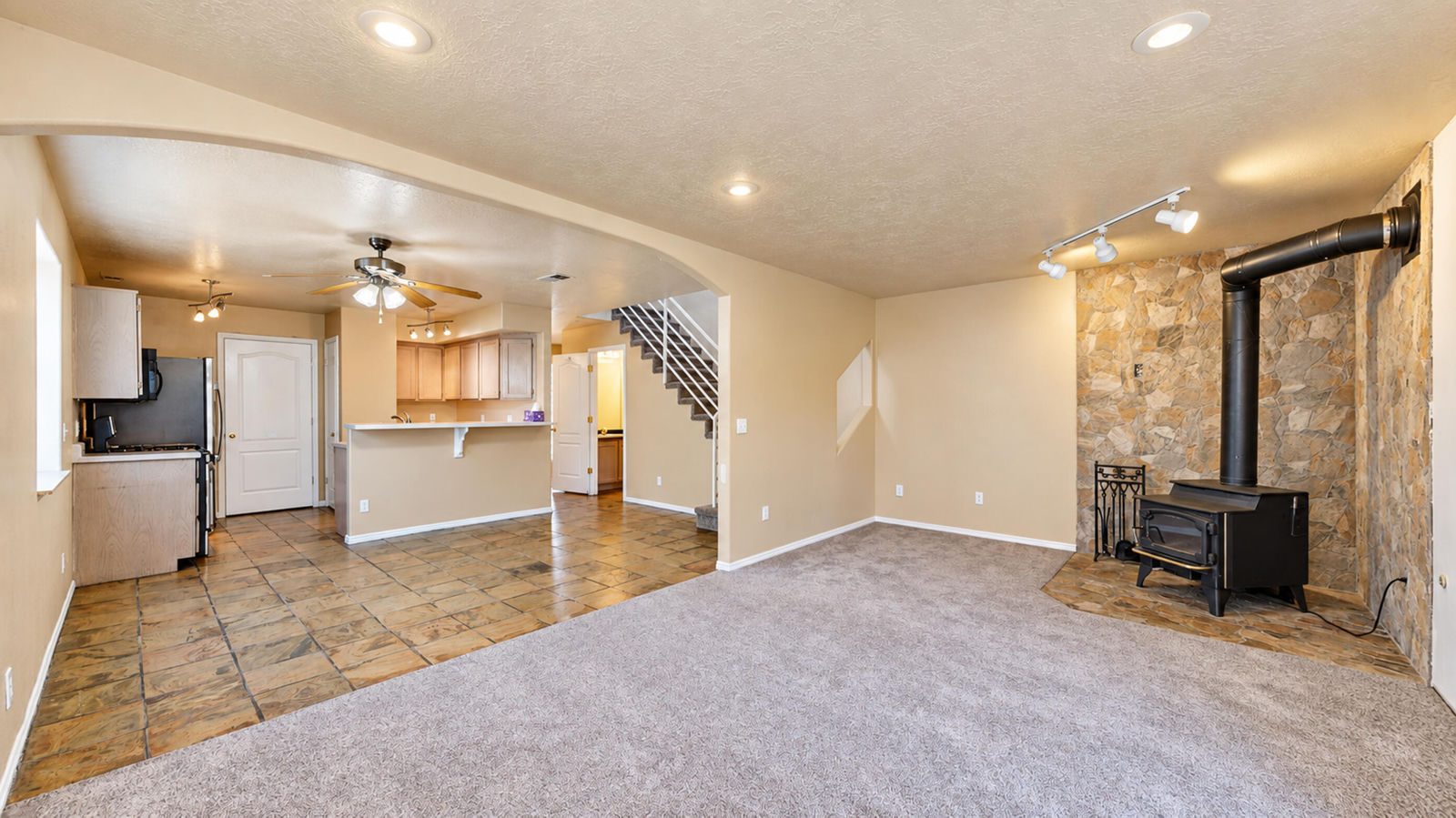 961 W 1325 S, Cedar City, photo 7 of 47