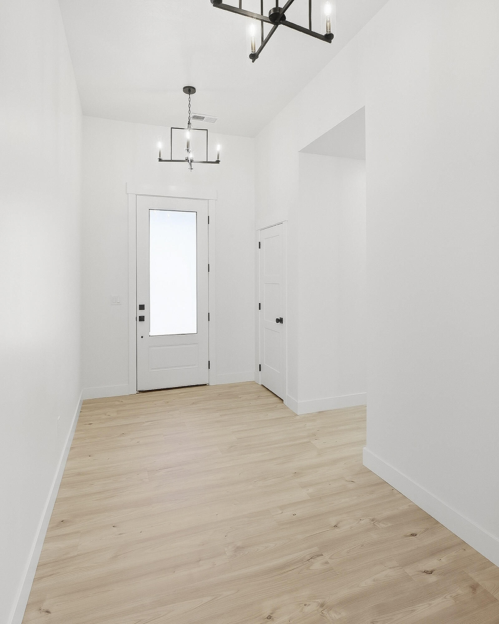 611 S Renze Adams ST, Cedar City, photo 32 of 55