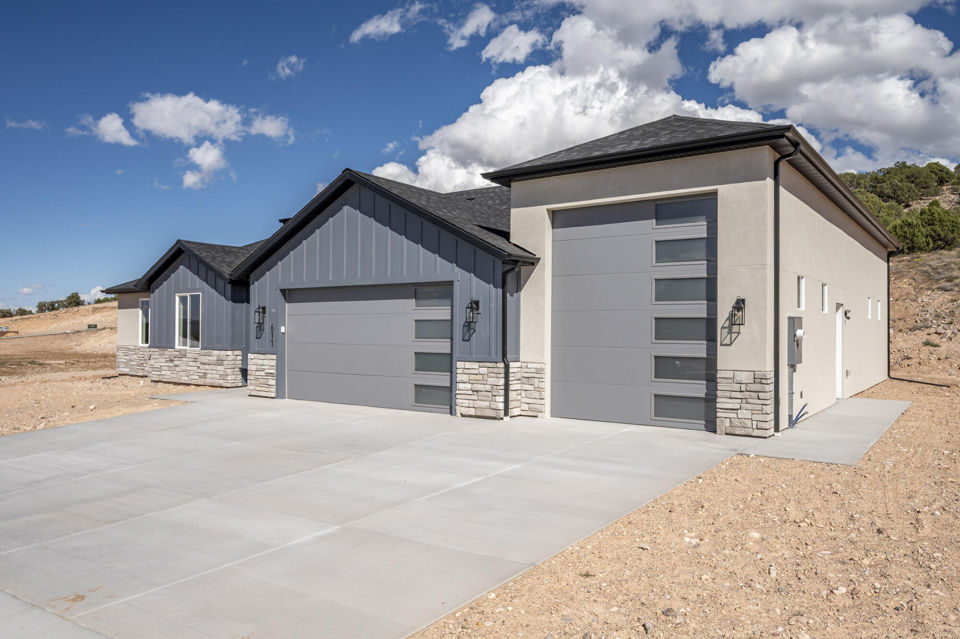 611 S Renze Adams ST, Cedar City, photo 2