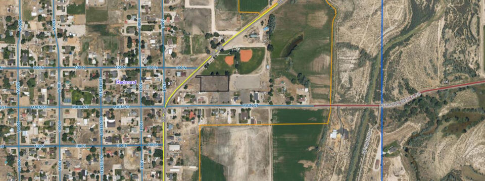 1.57 acres, 2-R1C-71, Redmond, photo 2
