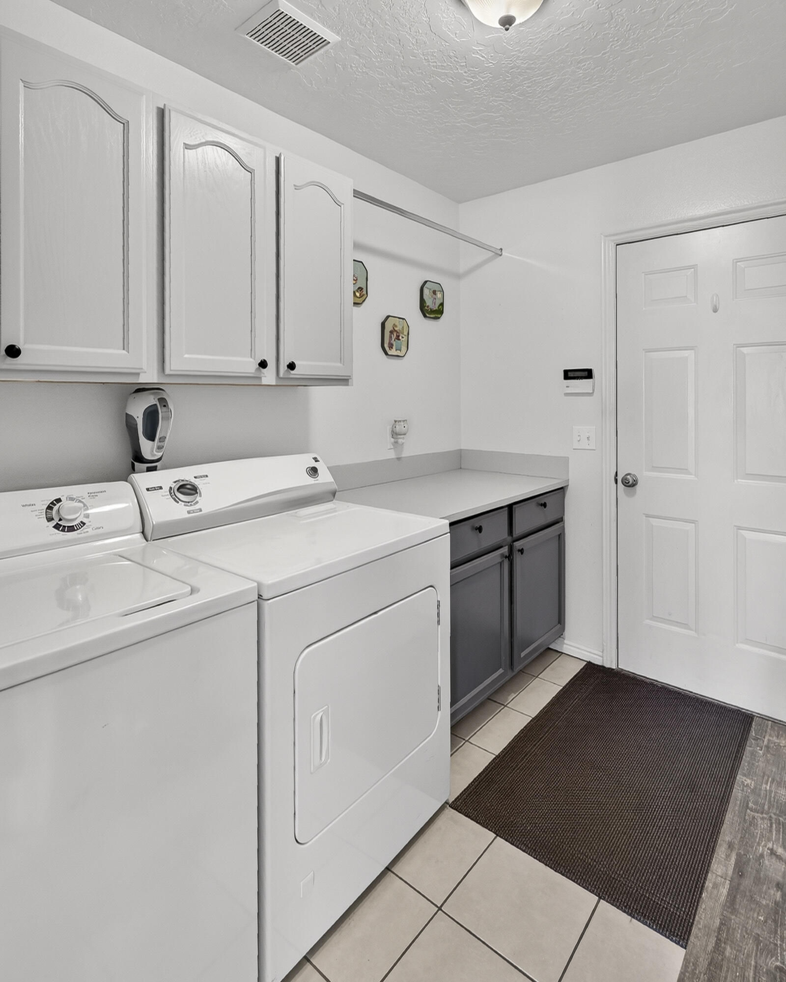 2377 W Beacon CIR, Cedar City, photo 22 of 71