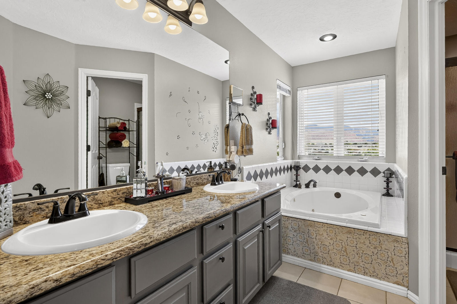 2377 W Beacon CIR, Cedar City, photo 27 of 71