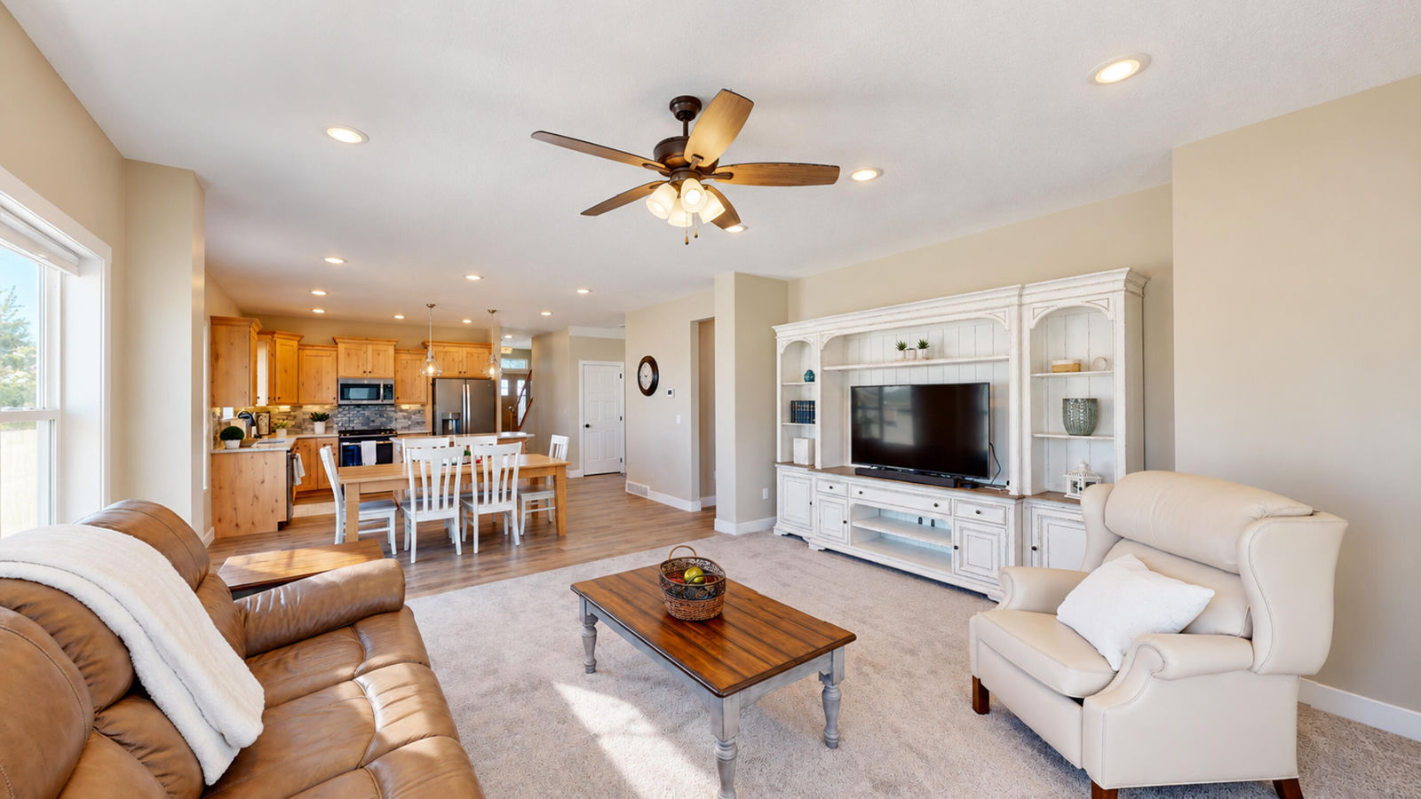 213 N Bristol DR, Cedar City, photo 7 of 42