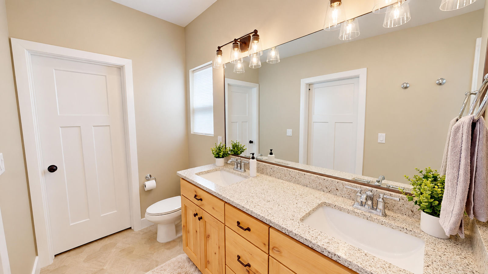 213 N Bristol DR, Cedar City, photo 16 of 42