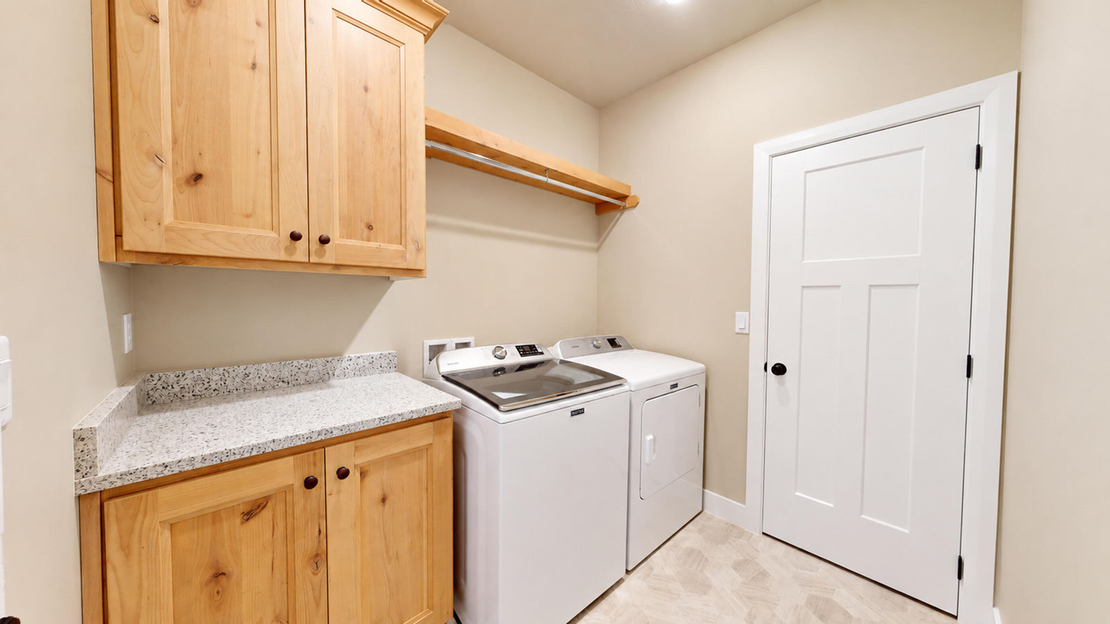 213 N Bristol DR, Cedar City, photo 19 of 42