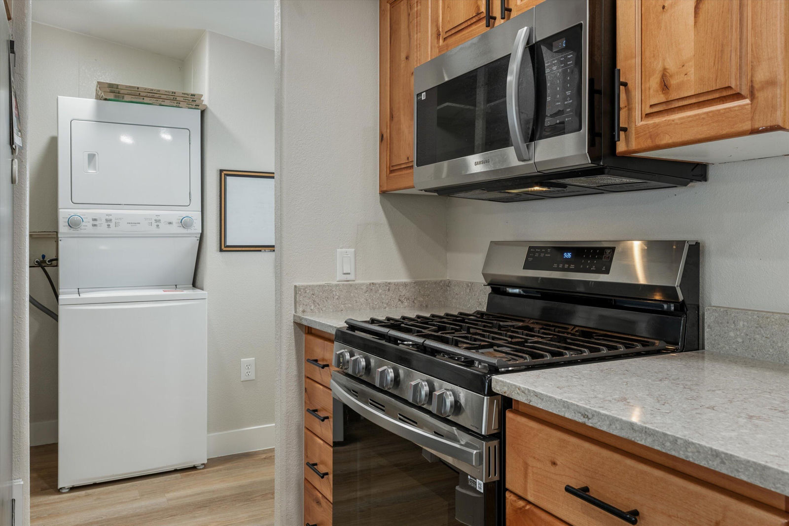117 N 3850 W, Hurricane, photo 4 of 24
