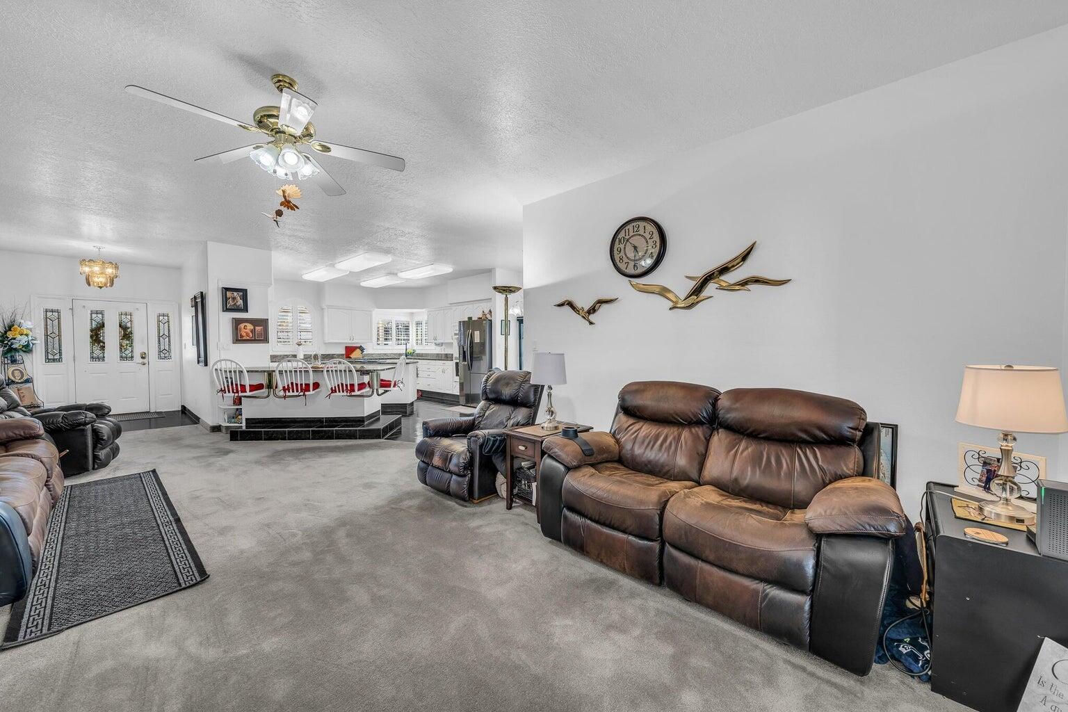 271 N 600 W, Cedar City, photo 8 of 49
