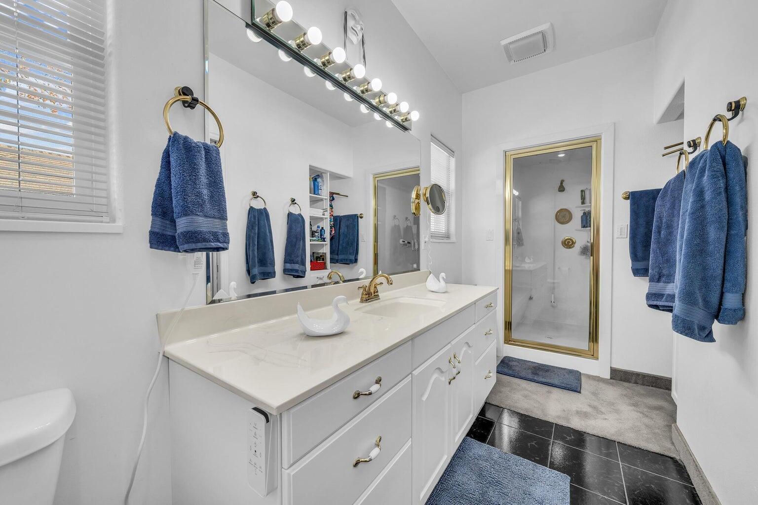 271 N 600 W, Cedar City, photo 13 of 49