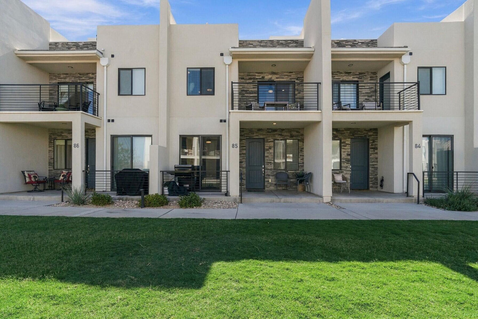 710 W Akoya Pearl ST, 85, St George, photo 2 of 44