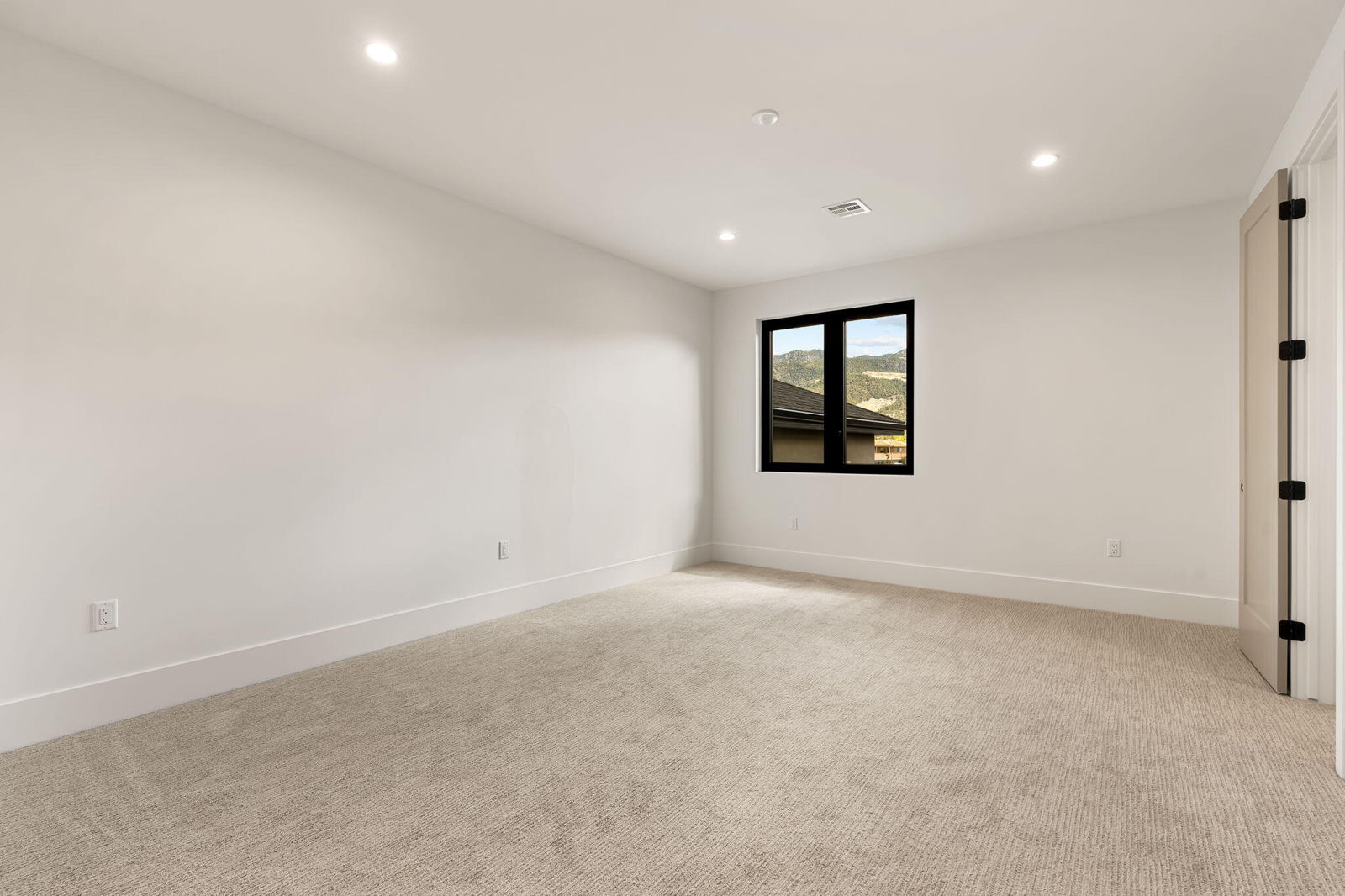 1234 W 225 S, Parowan, photo 38 of 73