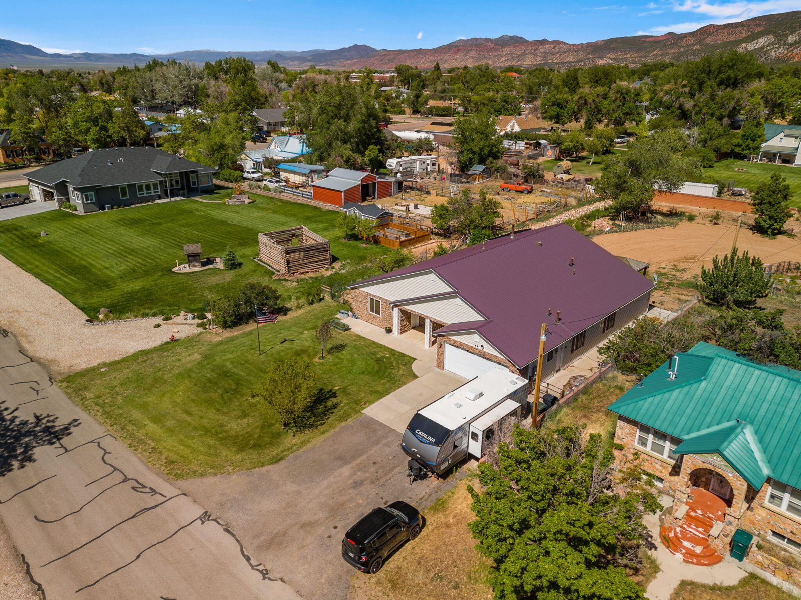 45 S 300 W, Parowan, photo 4 of 78