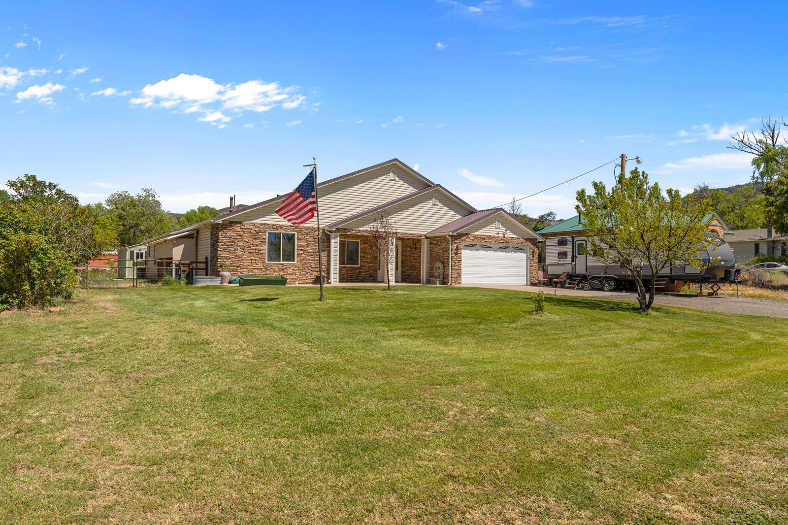 45 S 300 W, Parowan, photo 5 of 78