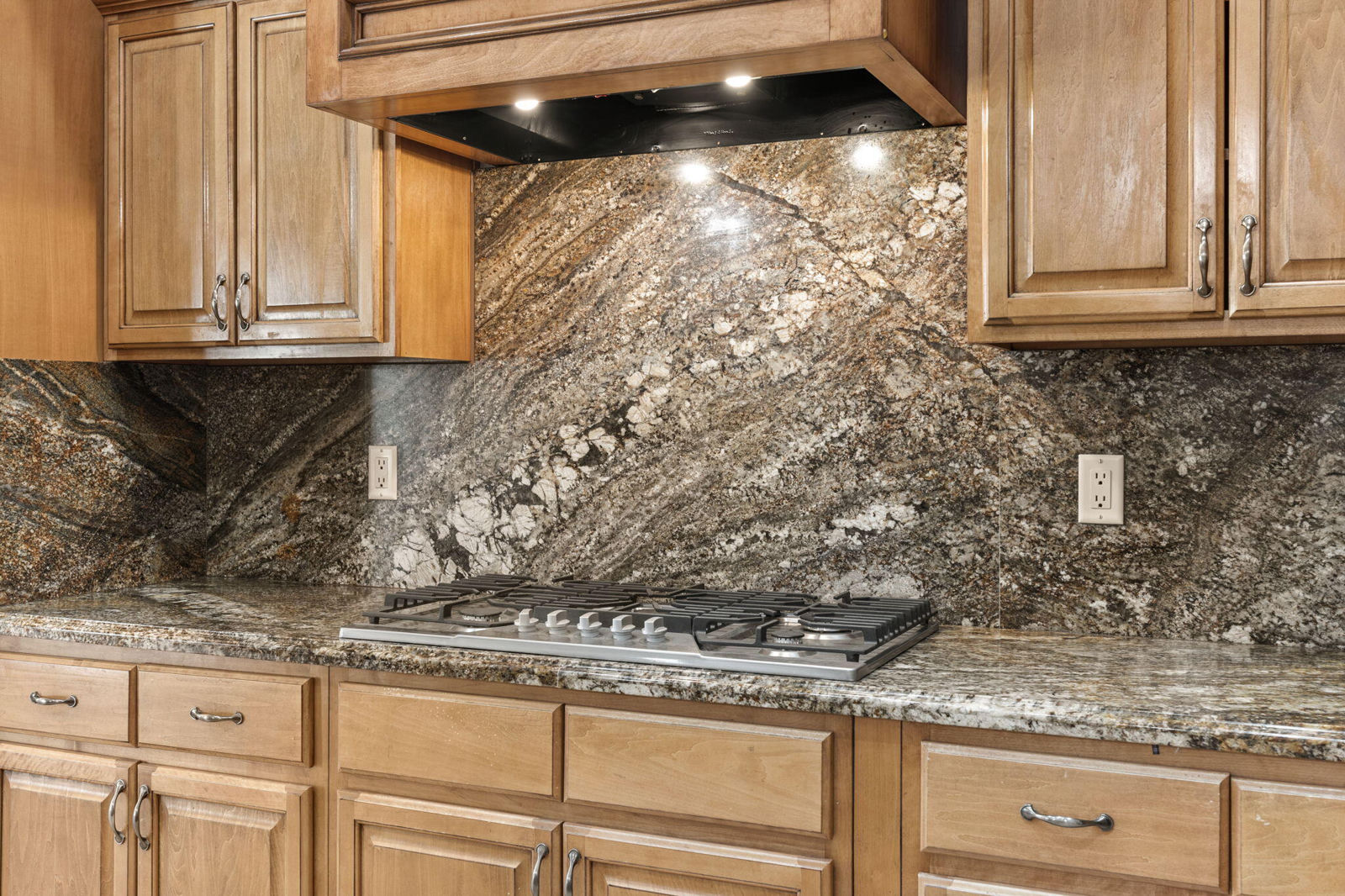 45 S 300 W, Parowan, photo 26 of 78