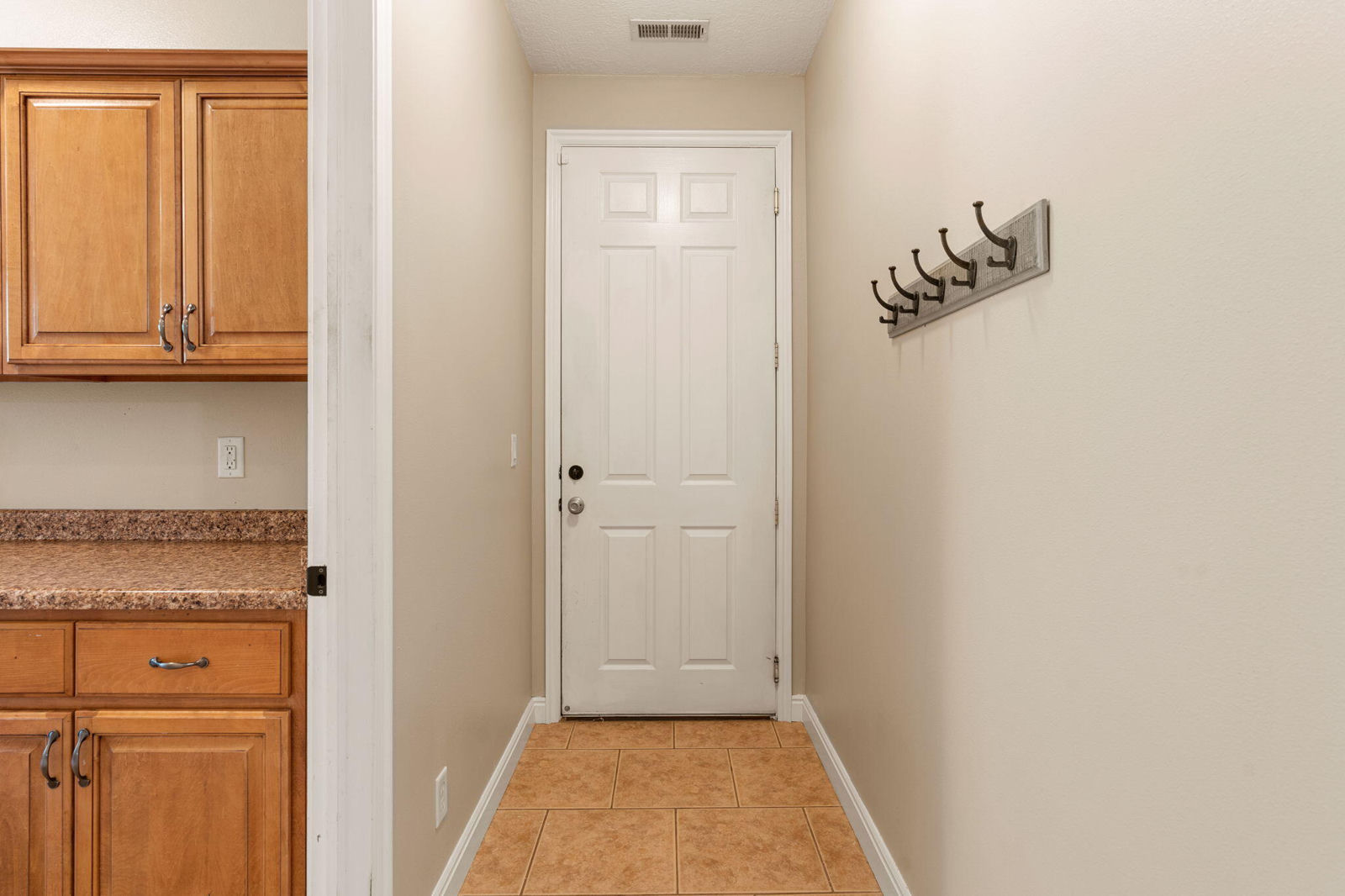 45 S 300 W, Parowan, photo 27 of 78