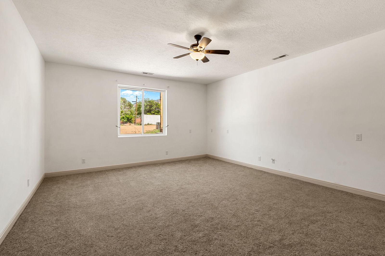 45 S 300 W, Parowan, photo 30 of 78
