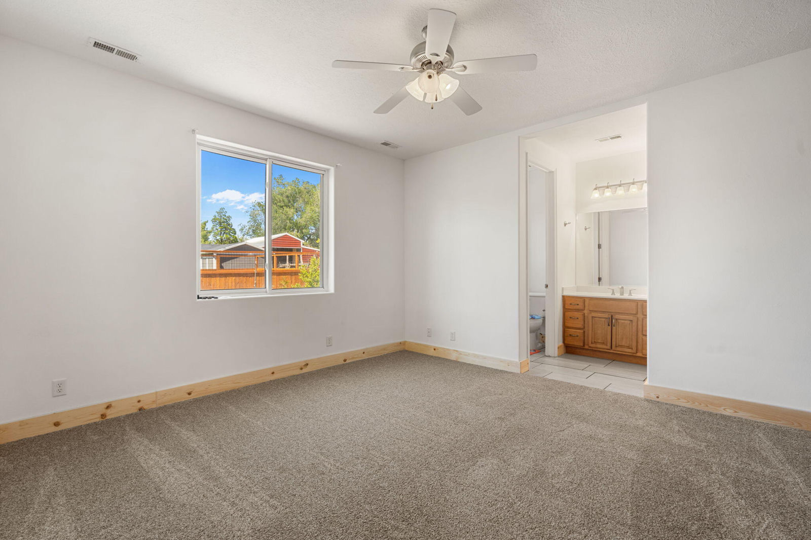 45 S 300 W, Parowan, photo 39 of 78