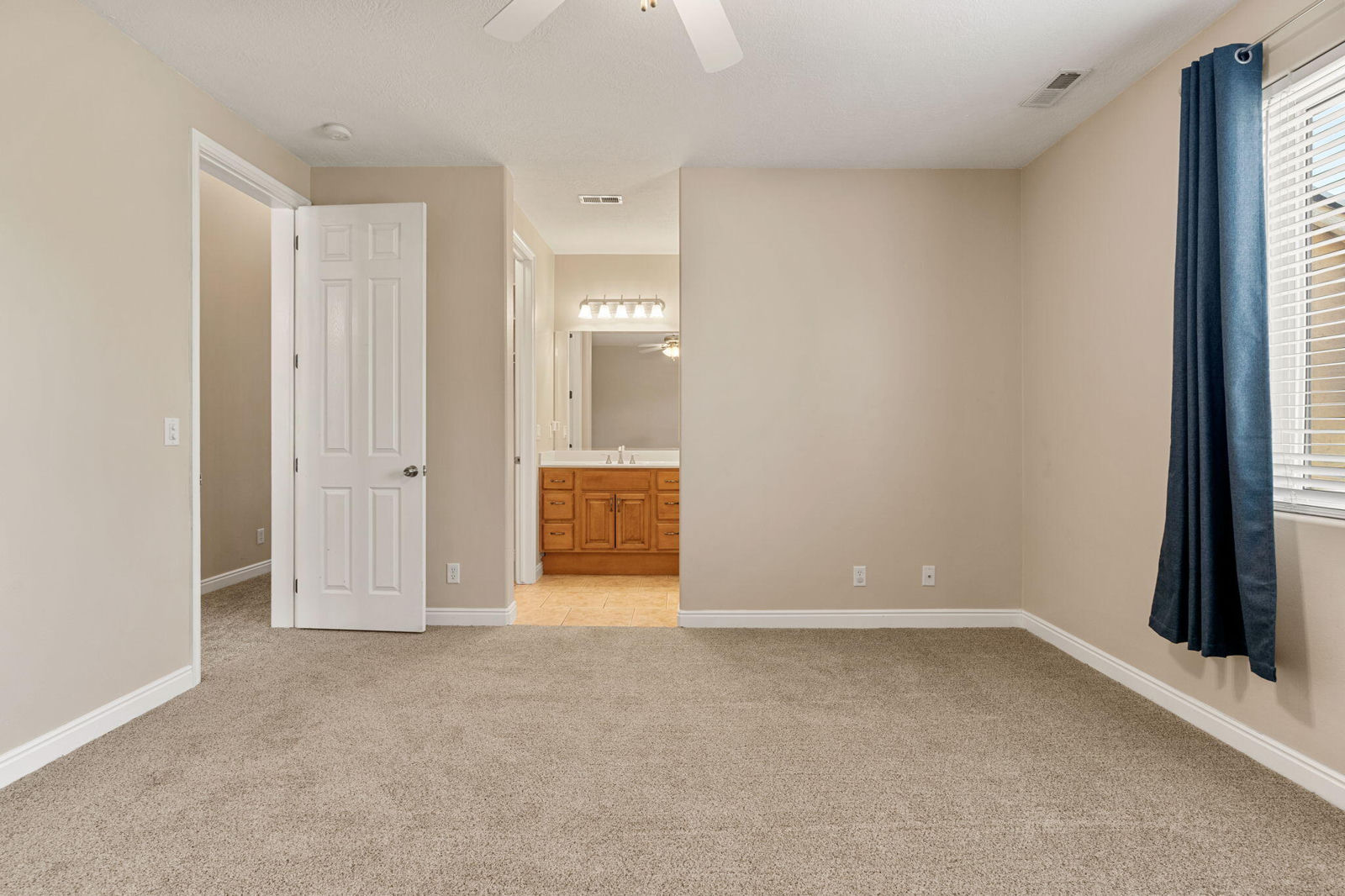45 S 300 W, Parowan, photo 47 of 78