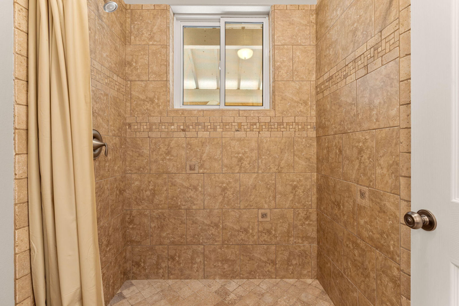 45 S 300 W, Parowan, photo 49 of 78