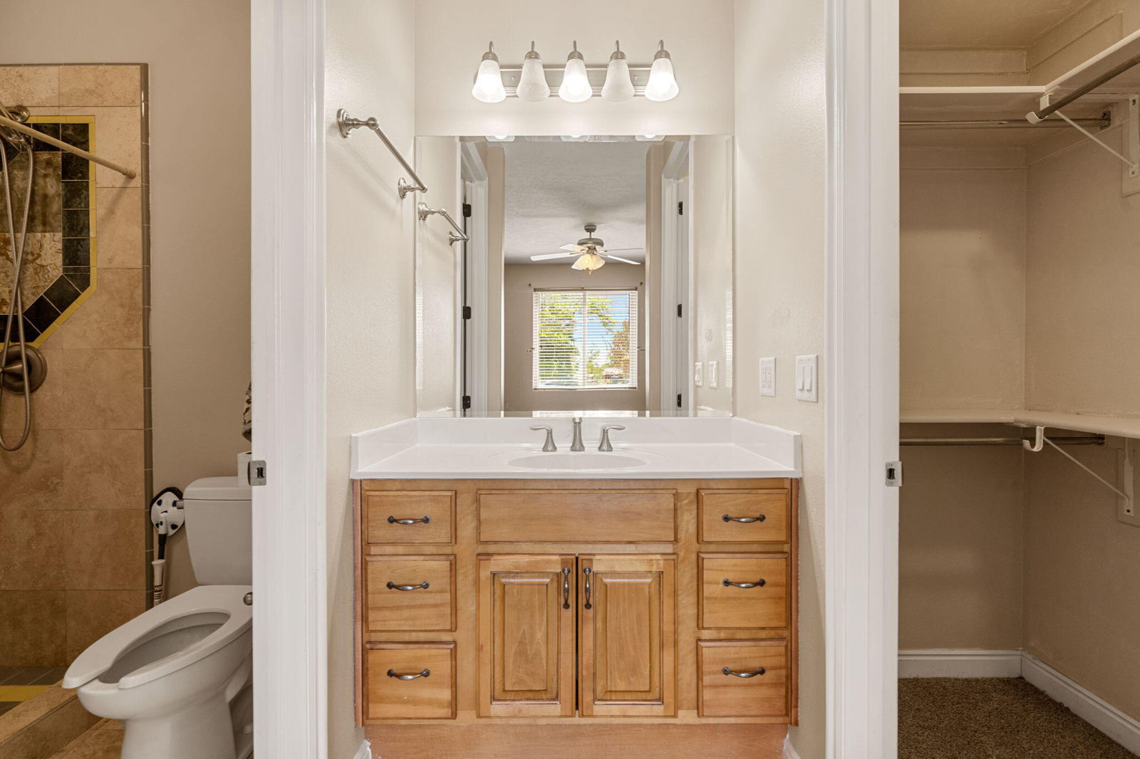 45 S 300 W, Parowan, photo 53 of 78
