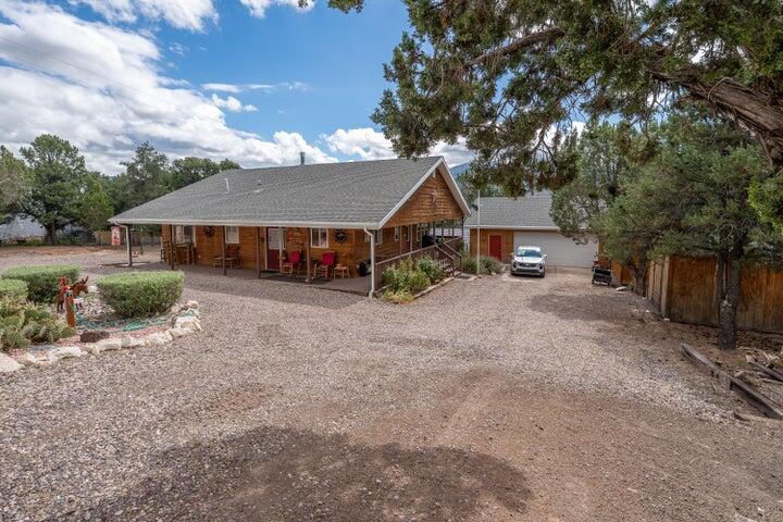 84 N Sundance Kid Trail, Central