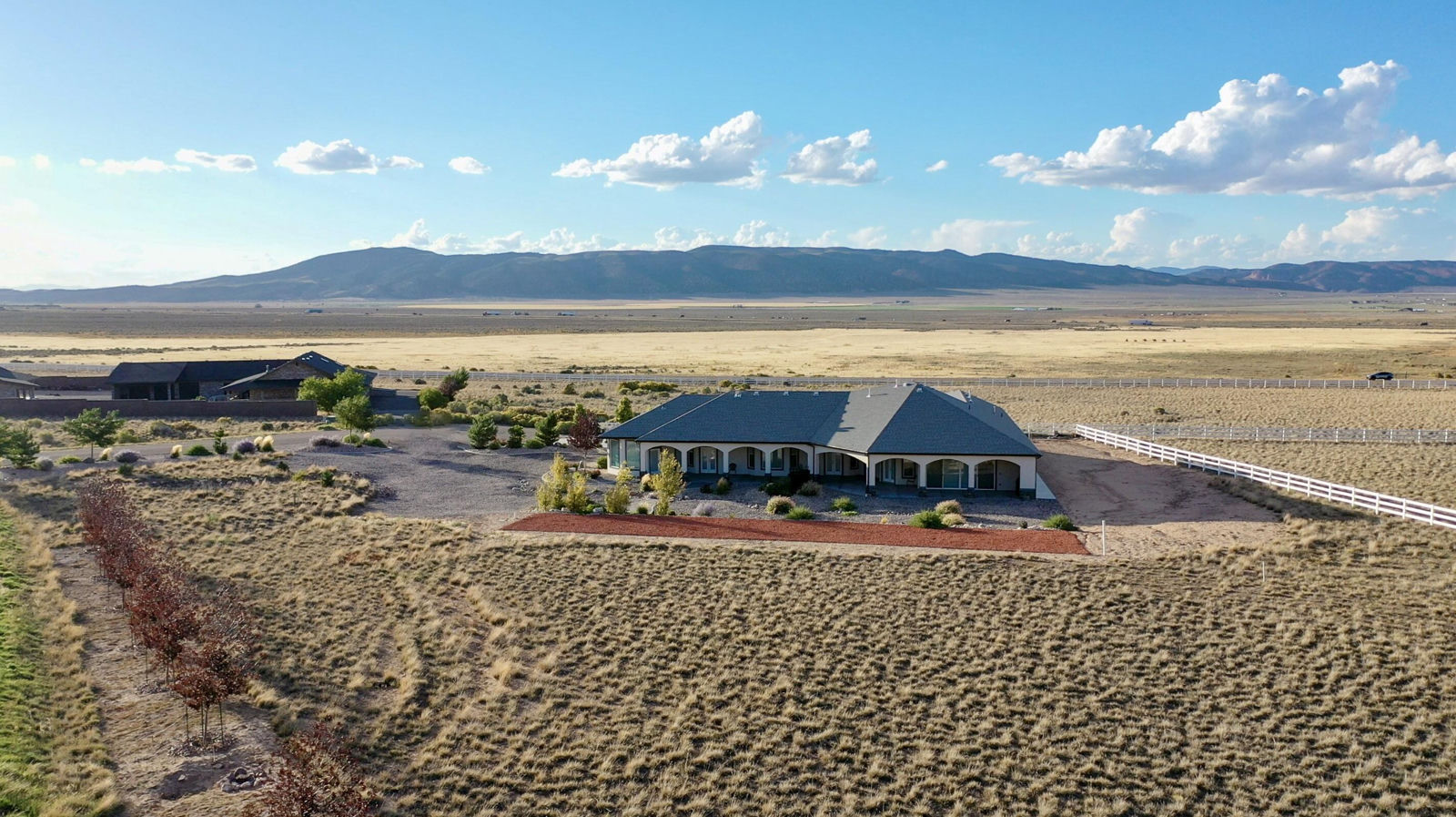 1531 S Laura CIR W, Parowan, photo 4 of 77