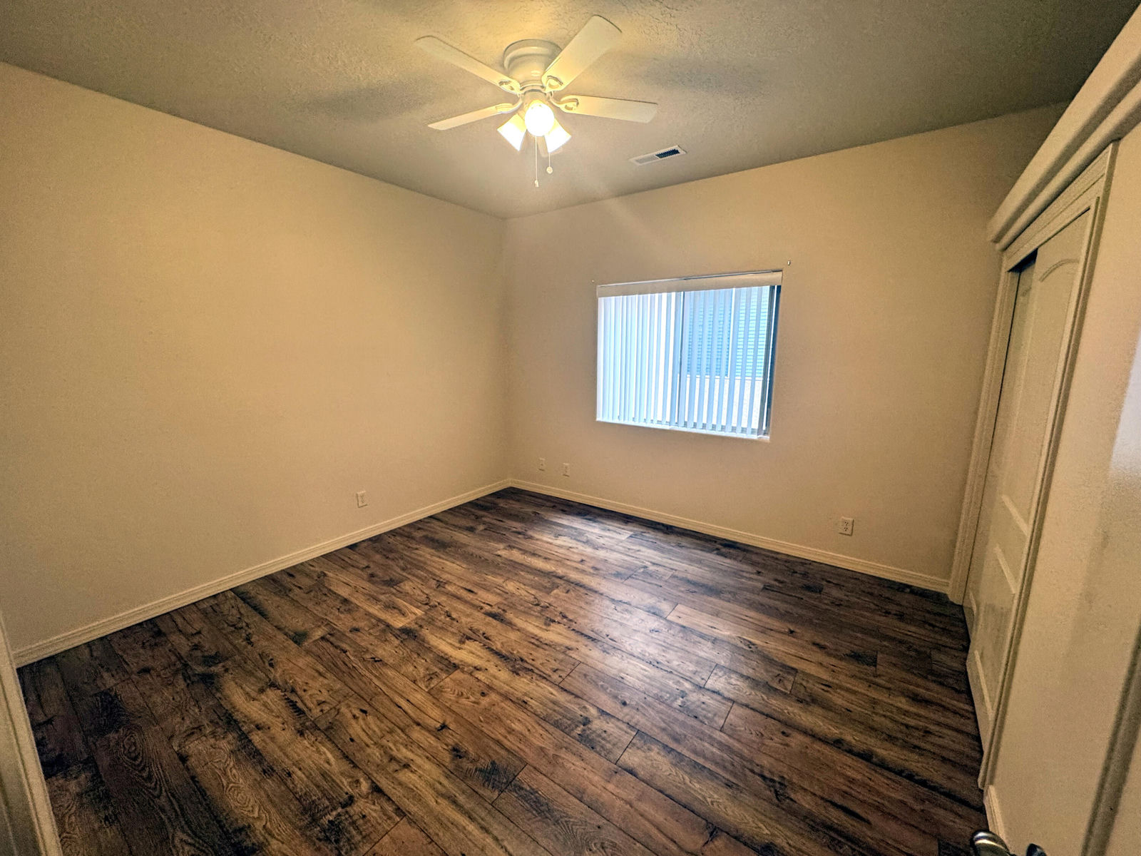 420 W 1500 N, Cedar City, photo 13 of 32
