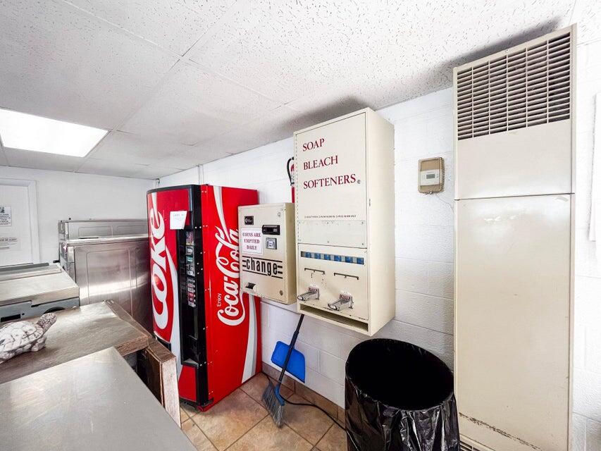 240 N Main ST, Parowan, photo 6 of 22