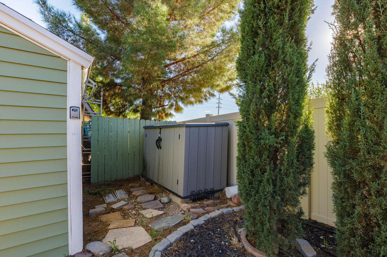 448 E Telegraph ST, 82, Washington, photo 9 of 20