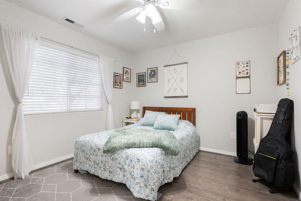 89 E 1050 N, Hurricane, photo 25 of 40