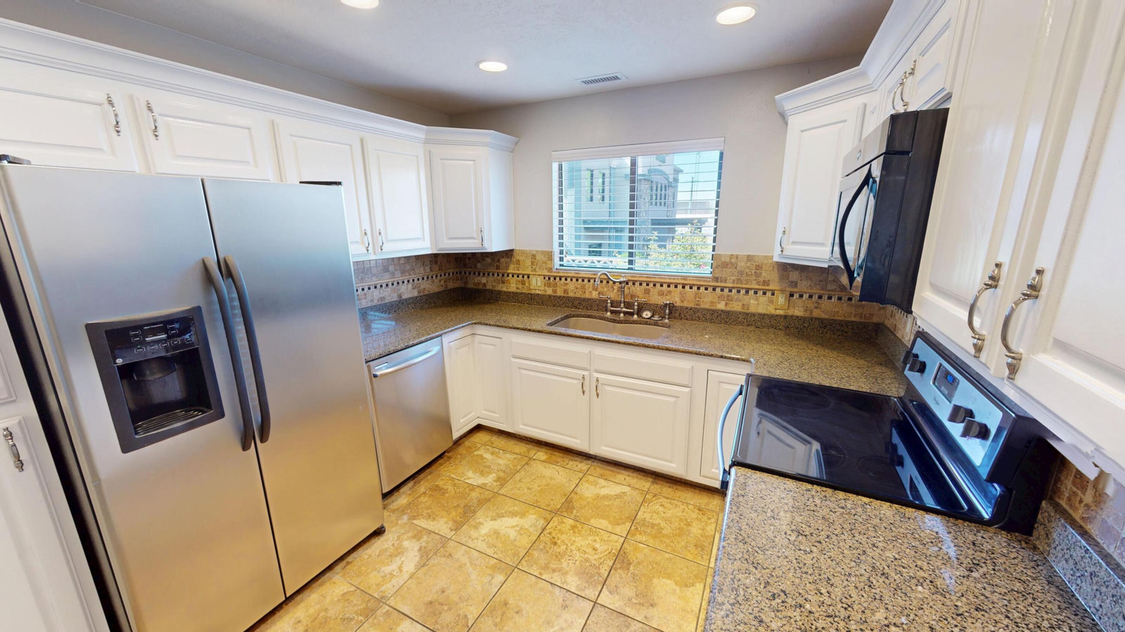 139 N 100 W, #3, Cedar City, photo 9 of 28