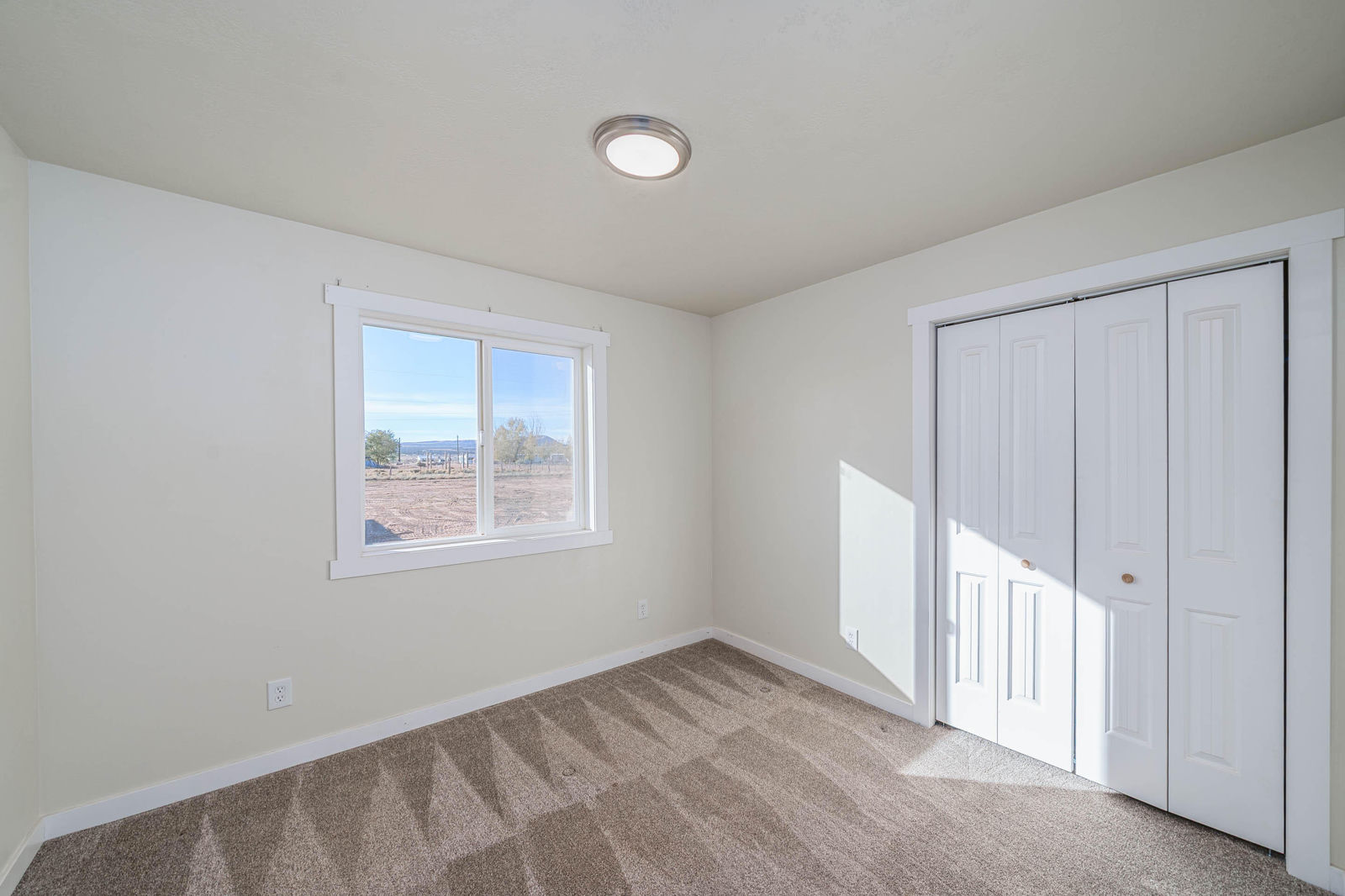 4916 N 3300 W, Cedar City, photo 6 of 28