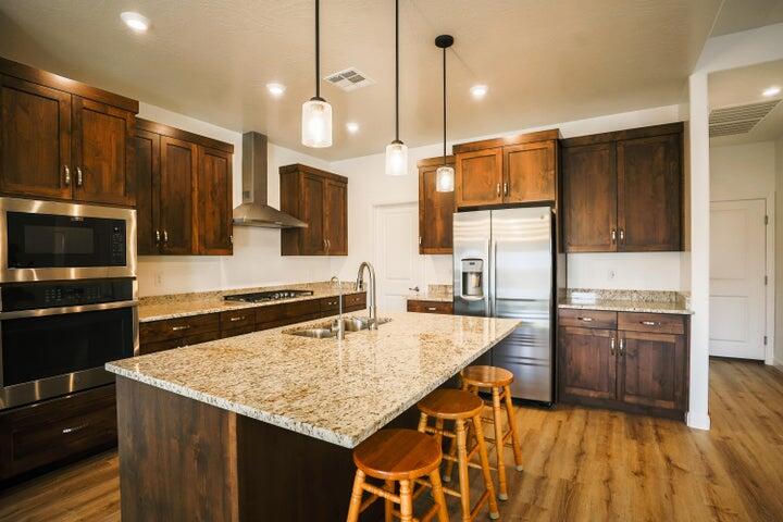 2767 W Vico Way, St George, photo 6 of 32