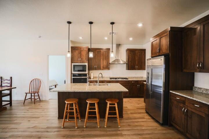 2767 W Vico Way, St George, photo 7 of 32