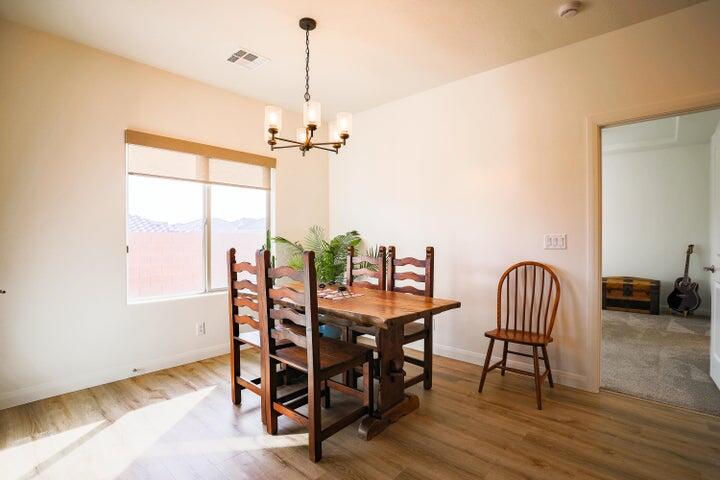 2767 W Vico Way, St George, photo 8 of 32