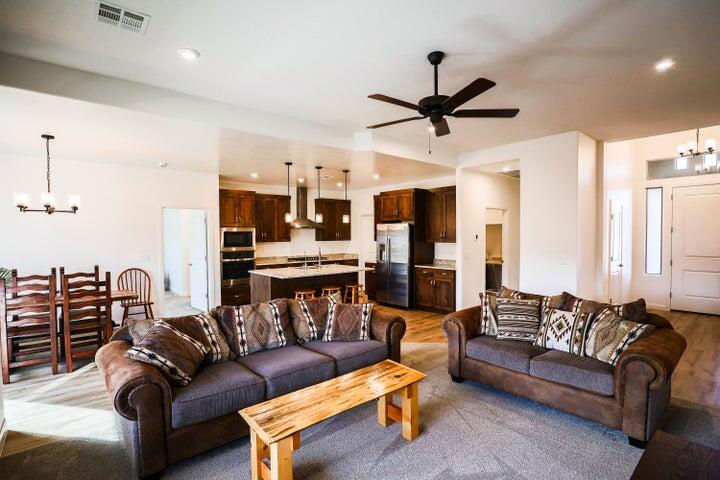2767 W Vico Way, St George, photo 9 of 32