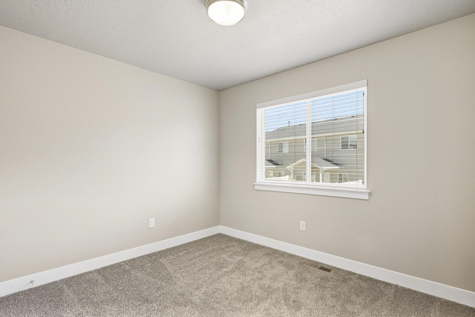 3050 N 175 ST E, Cedar City, photo 29 of 42