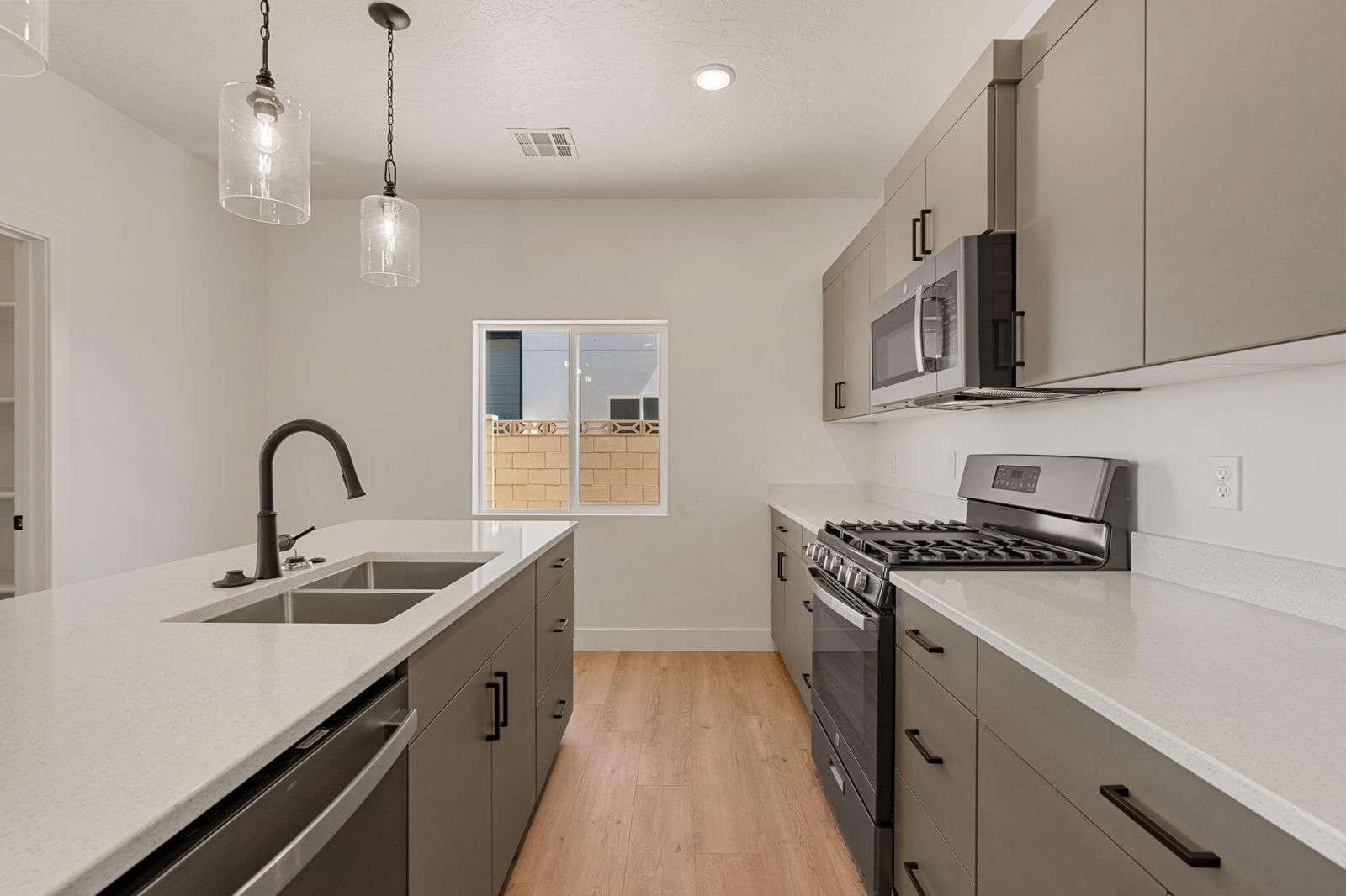 4685 W 300 N, Cedar City, photo 23 of 49